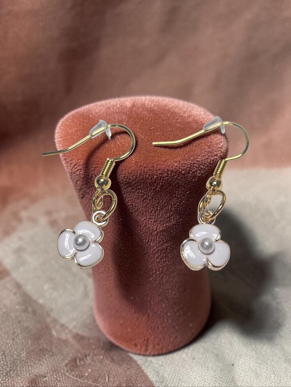 Gold-Plated White Flower Drop Earrings with Pearl Center